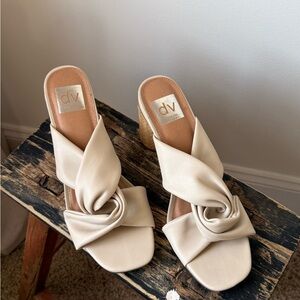 Dolce Vita Heels Cream Knotted Slide San